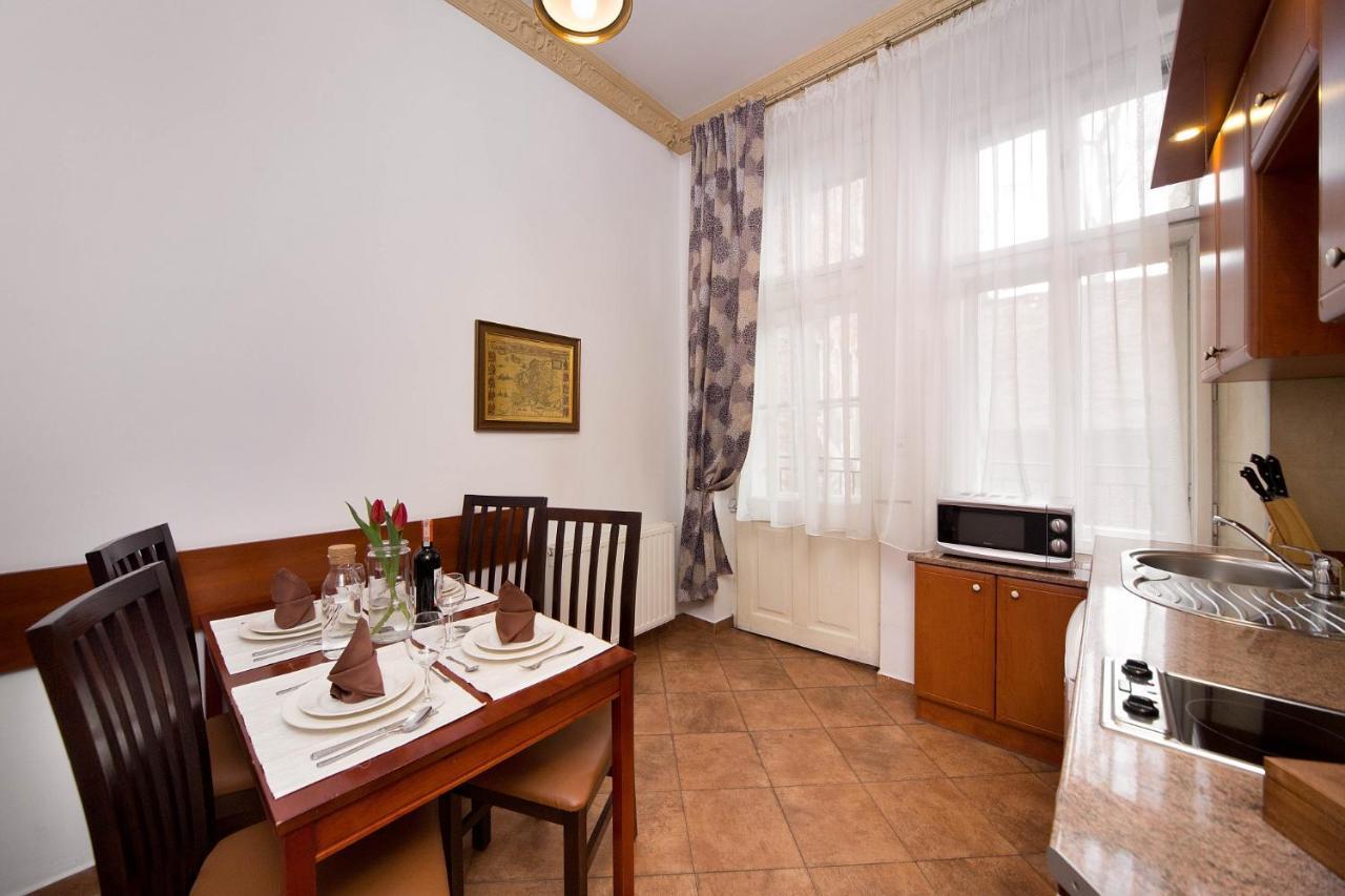 B12 - Comfort Apartemnts City Center Apartment คราคูฟ ภายนอก รูปภาพ